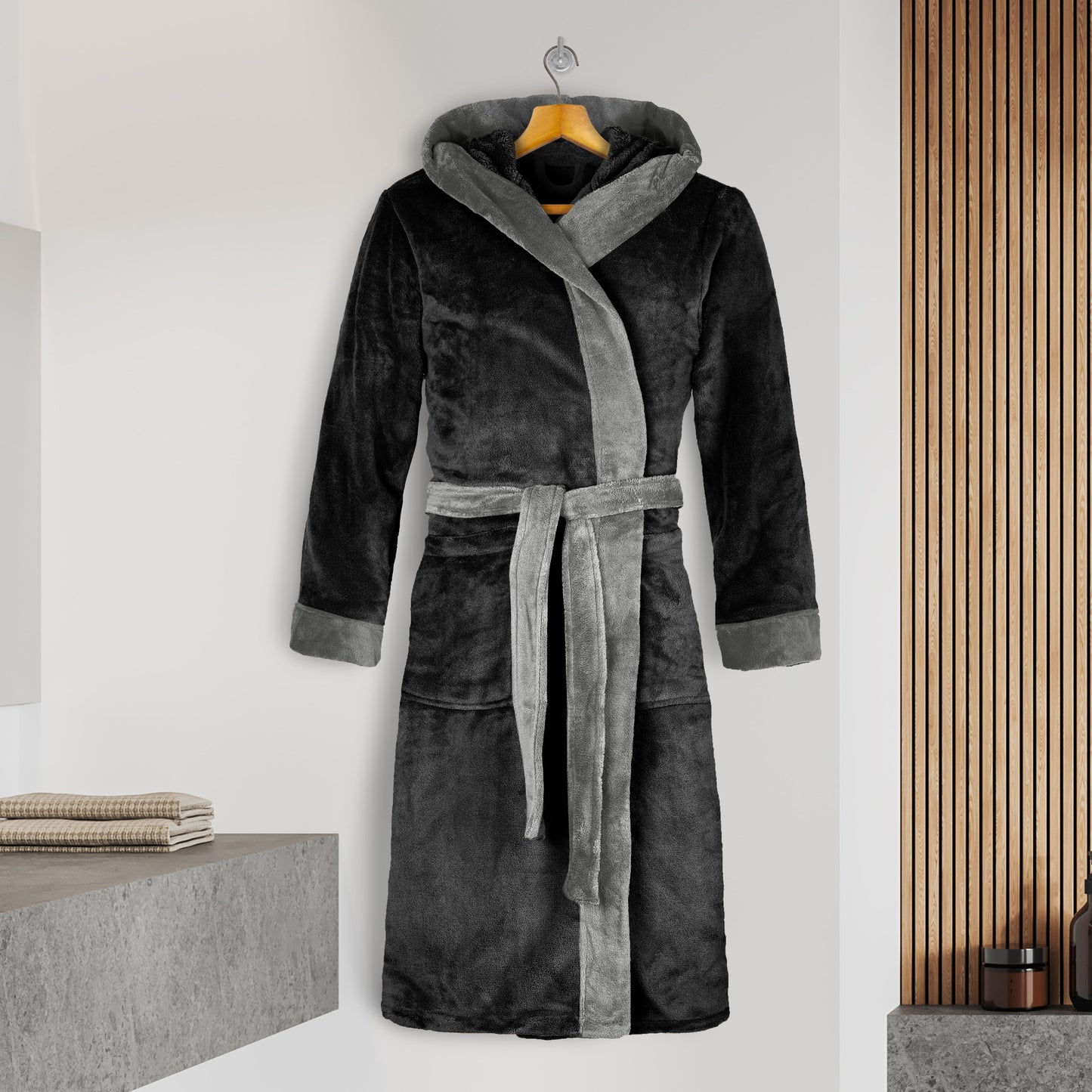 Mocassi Men Hooded Velvet Fleece Long Bathrobe