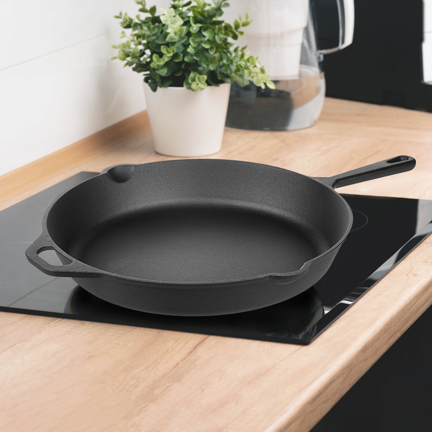 Mocassi Elegant Kitchen Nonstick Pan, Premium Pre-Seasoned Cast Iron Skillet