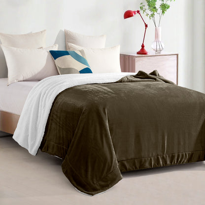 Mocassi Reversible Sherpa Throw 50" x 60" - Sherpa Back Throw Blanket