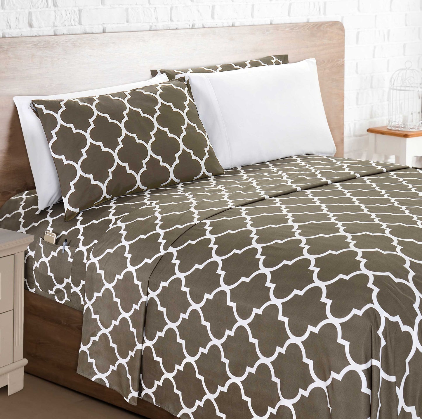 Mocassi 6-Piece Quatrefoil Pattern Sheet Set