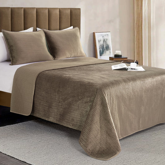 Mocassi 3-Piece Velvet Corduroy Stripe Quilted Bedspread Coverlet Set