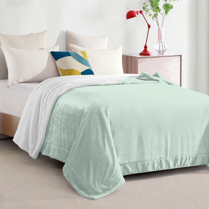 Mocassi Reversible Sherpa Throw 50" x 60" - Sherpa Back Throw Blanket