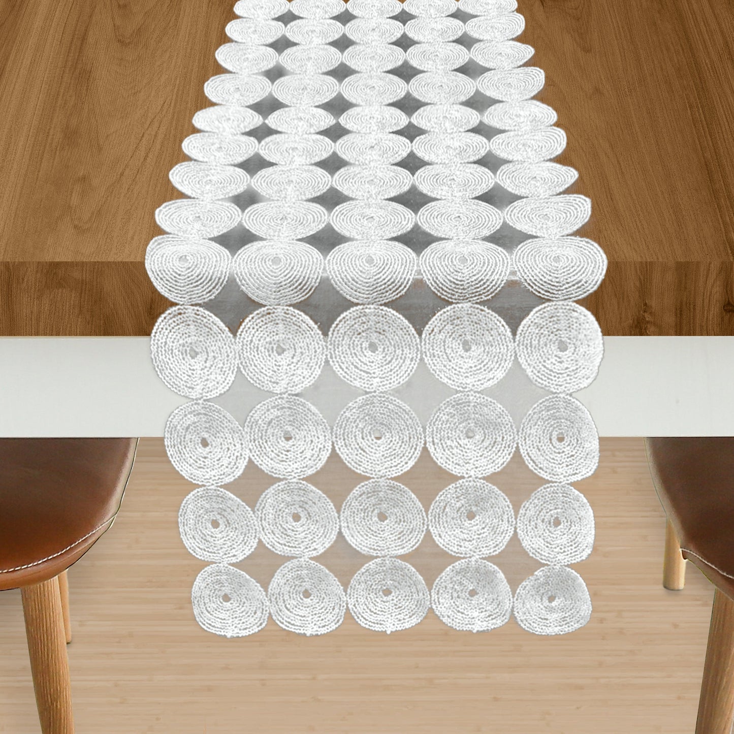 Mocassi Embroidery Misho Table Runner
