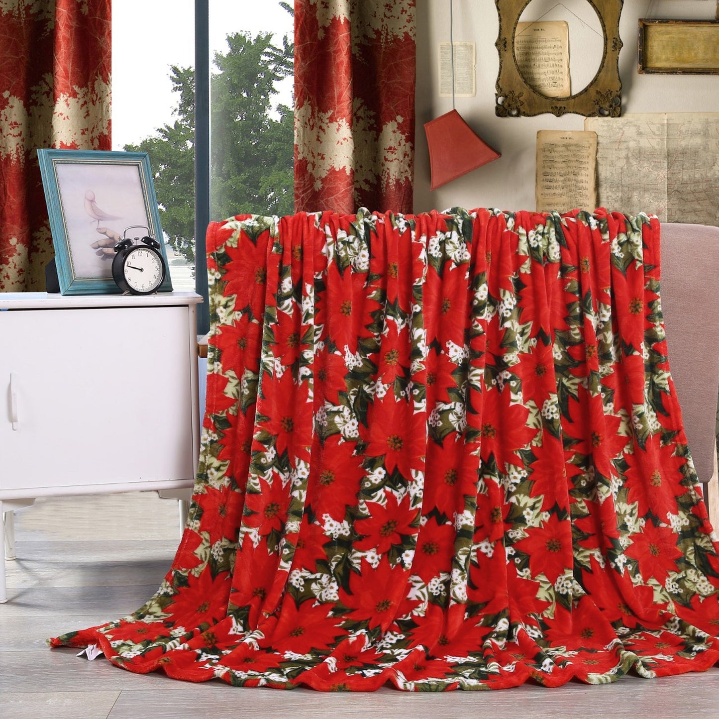 Mocassi Holiday Throw - Velvet Touch Printed Fleece  50 x 60inch.