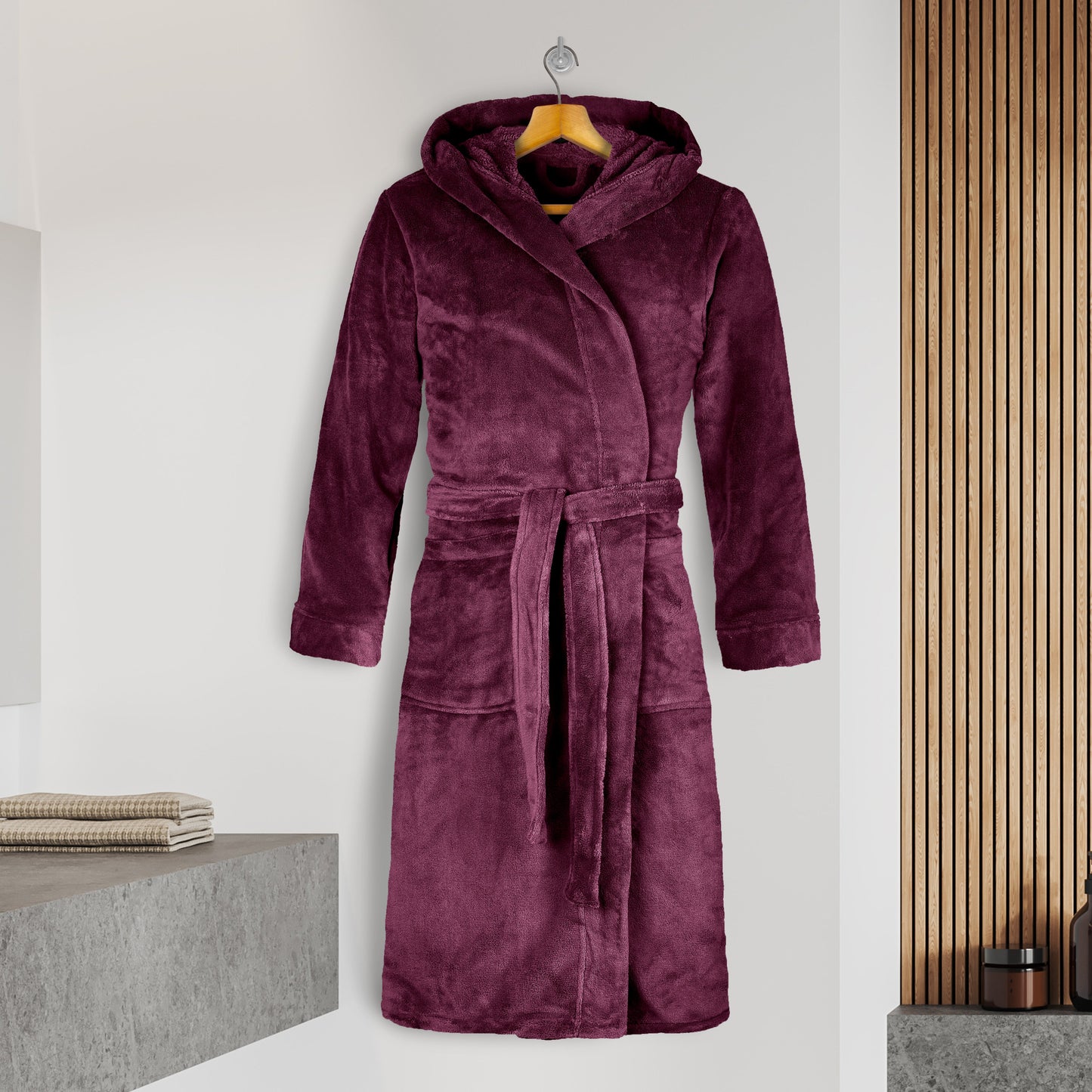 Mocassi Men Hooded Velvet Fleece Long Bathrobe