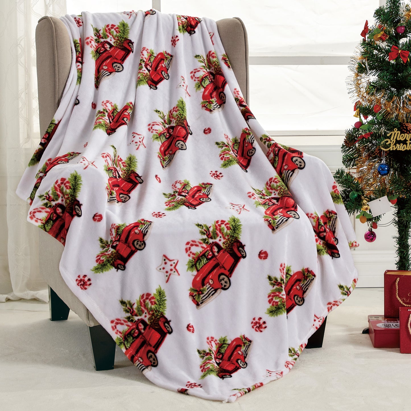 Mocassi Holiday Throw - Velvet Touch Printed Fleece  50 x 60inch.