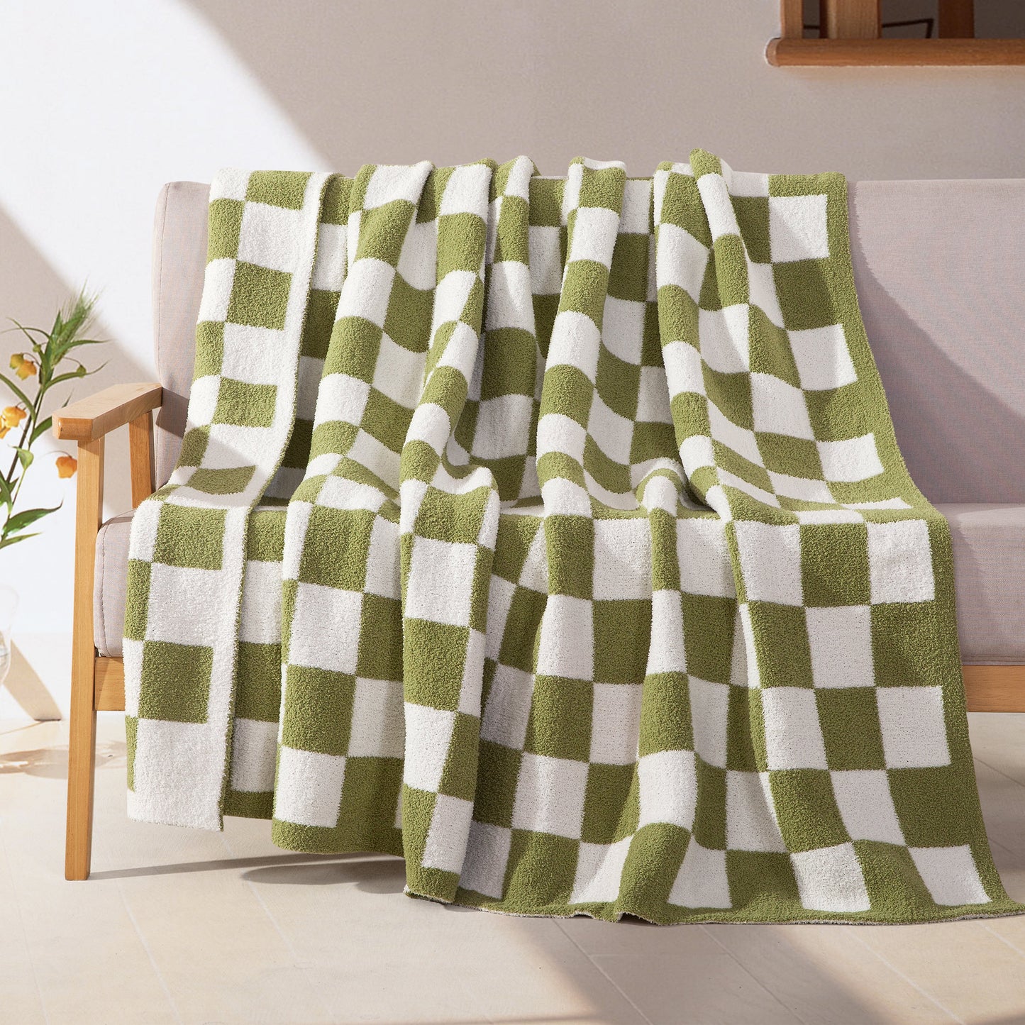 Mocassi 50" x 70"  Ultra Soft Checkered Knitted Throw Blanket