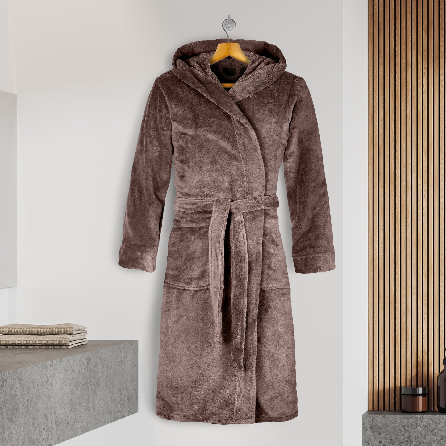 Mocassi Men Hooded Velvet Fleece Long Bathrobe