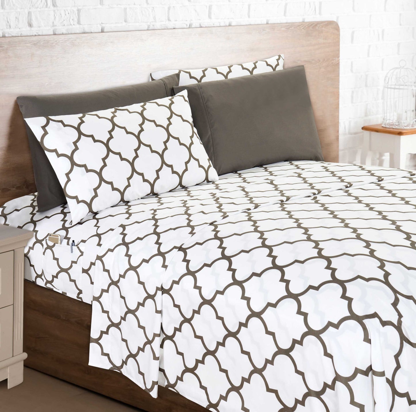 Mocassi 6-Piece Quatrefoil Pattern Sheet Set