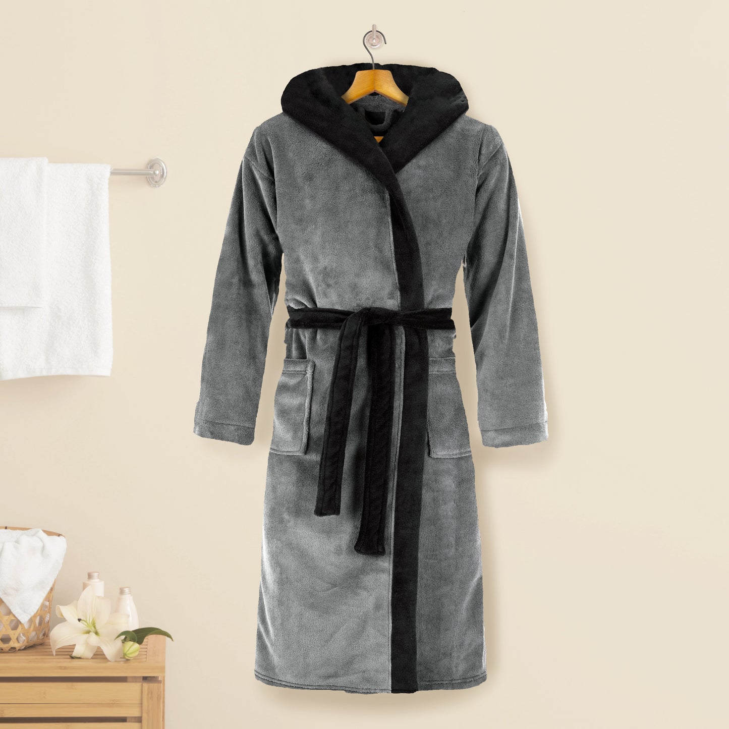 Mocassi Women Hooded Velvet Fleece Long Bathrobe