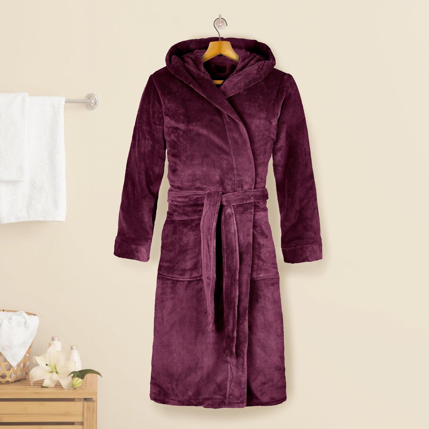 Mocassi Women Hooded Velvet Fleece Long Bathrobe