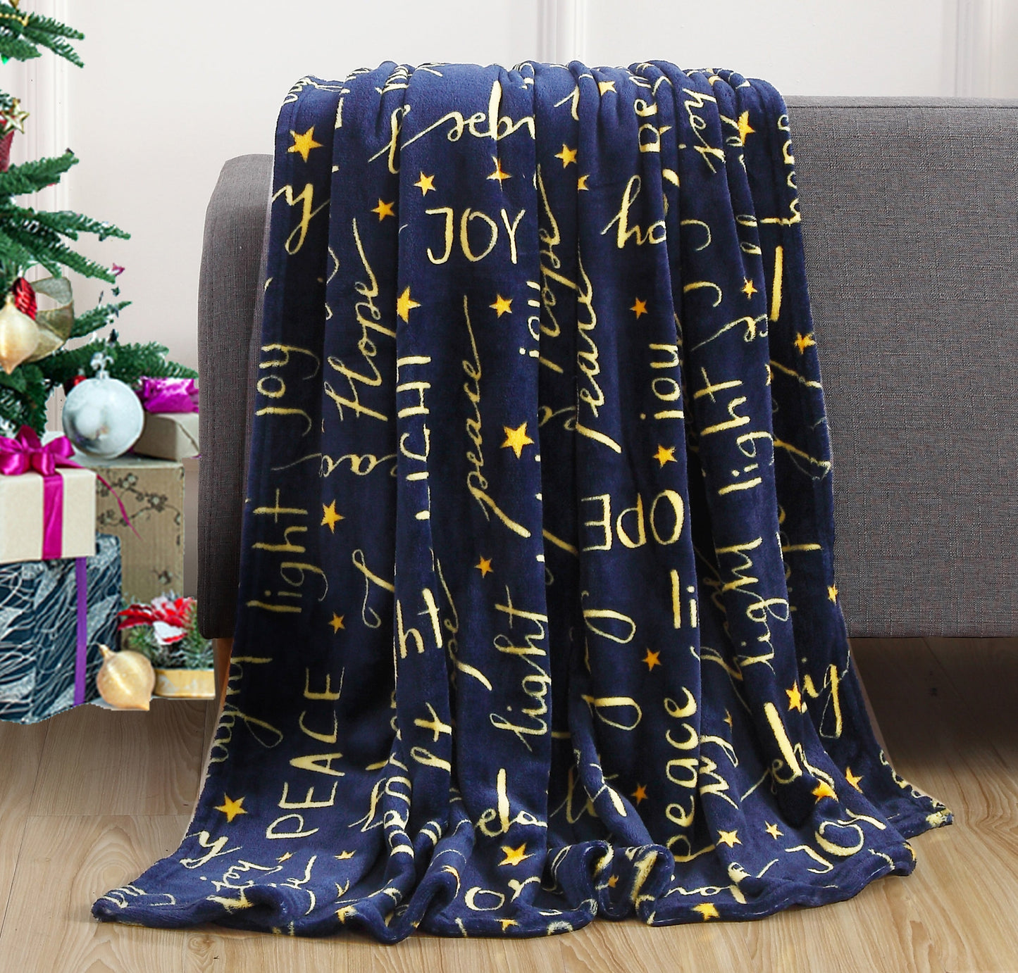 Mocassi Holiday Throw - Velvet Touch Printed Fleece  50 x 60inch.